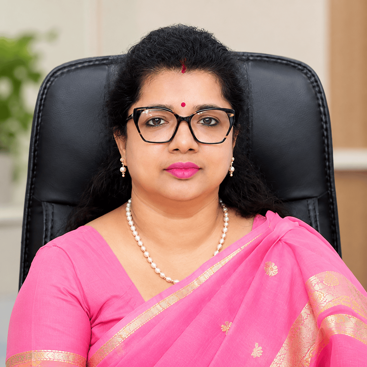 Dr. Ratna Majumder
